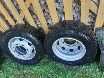 VOLVO VEOAUTO REHV VELJEGA, HANKOOK 245/70R19.5