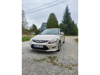 HYUNDAI I30 1.4 80 kW -11