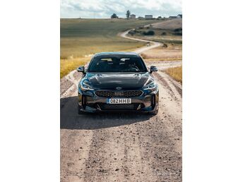 KIA STINGER GT 3.3 269 kW -21
