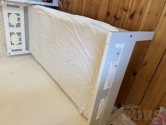 IKEA LASTEVOODI