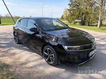 OPEL ASTRA INNOVATION PLUS 5D 1.2 96 kW -22