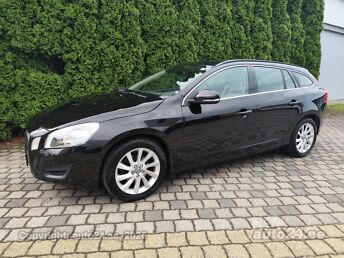 VOLVO V60 MOMENTUM 1.6 84 kW