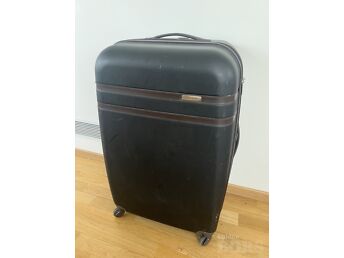 SAMSONITE SUUR REISIKOHVER 75 X 48 X 32 CM
