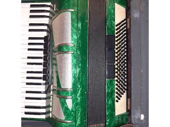 AKORDION 120 BASSI