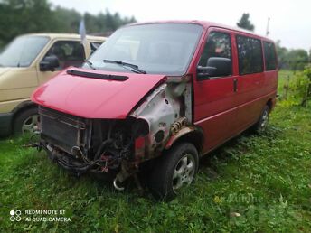 VW MULTIVAN 2.5 TDI 75 kW -98