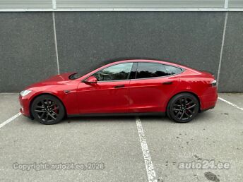 TESLA MODEL S P85D 515 kW -15