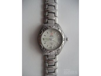 SWISS MILITARY HANOVA ORIGINAAL KÄE KELL SWISS MADE