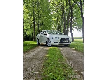 MITSUBISHI LANCER DE 1.8 I4 105 kW -10