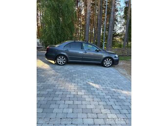 TOYOTA AVENSIS 2.0 108 kW -07