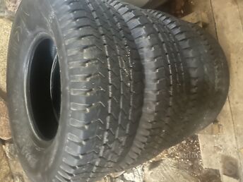 MÜÜA REHVID 265/75 R16 4TK