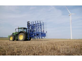 STRAW HARROWS