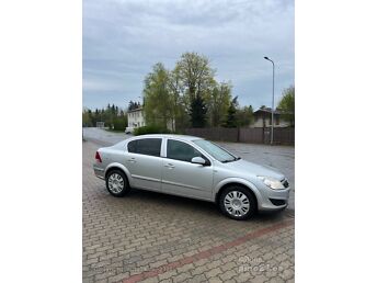 OPEL ASTRA 1.6 85 kW -08