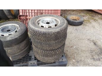 VAZ/LADA VELJED NAASTREHVIDEGA 165/80 R 13 4 TK.
