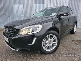 VOLVO XC60 MOMENTUM ONYX BLACK 2.0 140 kW -16