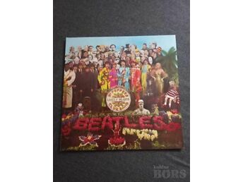 THE BEATLES "SGT. PEPPER'S LONELY HEARTS CLUB BAND"