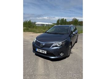 TOYOTA AVENSIS 2.0 112 kW -13