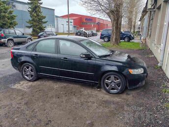 VOLVO S40 100 kW -07