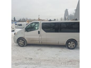 RENAULT TRAFIC 2.5 107 kW -07