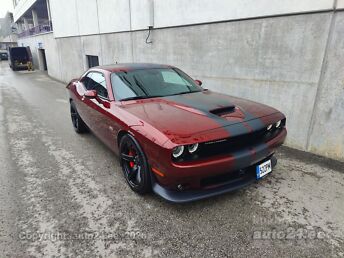 DODGE CHALLENGER 6.4 362 kW -18