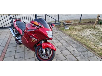 HONDA CBR1100XX SUPER BLACKBIRD 1.1 112 kW -98