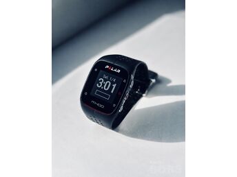 POLAR M400 GPS SPORDIKELL