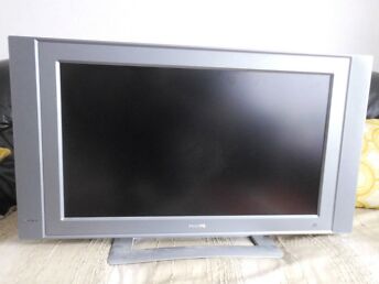 32" PHILIPS 32PF3320/10