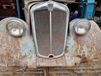 MORRIS 12