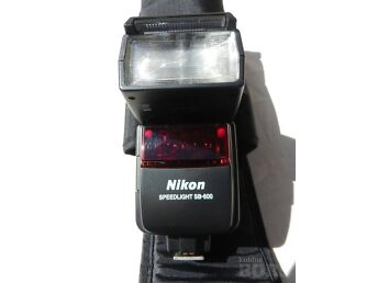 NIKON SPEEDLIGHT SB-600