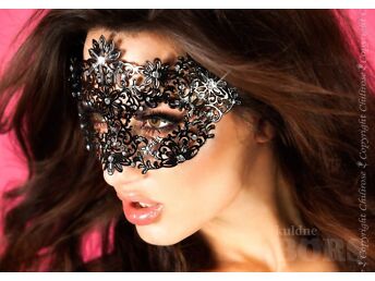 MÜSTILINE CHILI MASK
