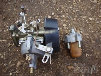 YAMAHA P-450 KARBURAATOR JA KÜTUSEFILTER. TOHATSU 15 HJ KARBURAATOR JA PUMP.