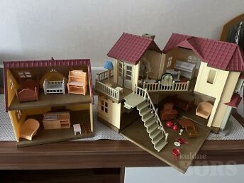 SYLVANIAN FAMILIES КУКОЛЬНЫЙ ДОМИК С МЕБЕЛЬЮ