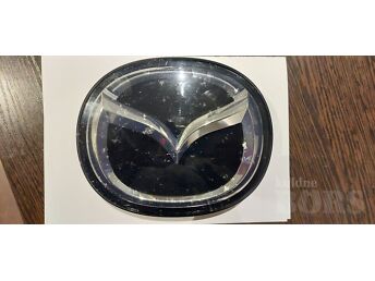 MAZDA ILUVÕRE LOGO
