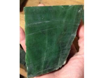 SAUNA KERISEKIVID, NEFRIIT NAT. LOODUSLIK (EHK JADE) PAK.*10 KG