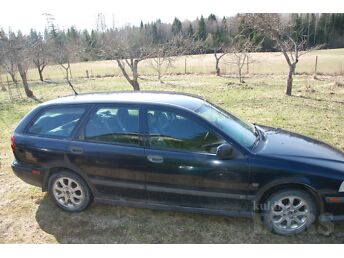 VOLVO V40 JA S40 1998 TAGAVARAOSAD
