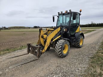 KOMATSU WA80