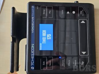 TC-HELICON VOICELIVE TOUCH 2 + SWITCH-3