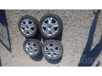 FORD ORIGINAAL VALUVELJED+ TALVEREHVID