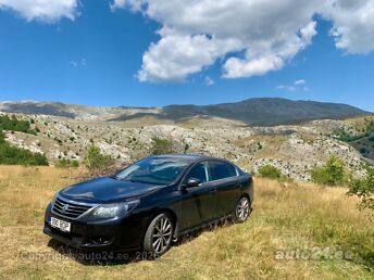 RENAULT LATITUDE 2.0 103 kW -11