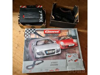 MÜÜA 2 AUTORADA, 4 PULTI, 8 AUTOT, CARRERA