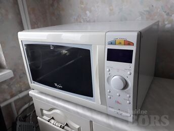 COMBIAHI MIKROLAINEAHI WHIRLPOOL AVM 240 WP AV