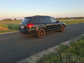 SUBARU OUTBACK 2.5 121 kW -05