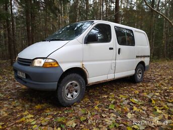TOYOTA HIACE 5 KOHTA 2.4 66 kW -97