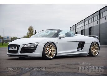 AUDI R8 SPYDER 5.2 386 kW -11