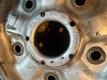 FORD TRANSITI 15" PLEKKVELJED (5X160, ET60)