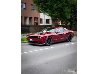 DODGE CHALLENGER 6.4 362 kW -17