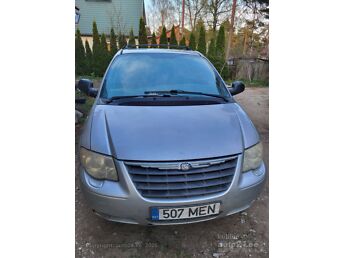 CHRYSLER GRAND VOYAGER 3.3 128 kW -04