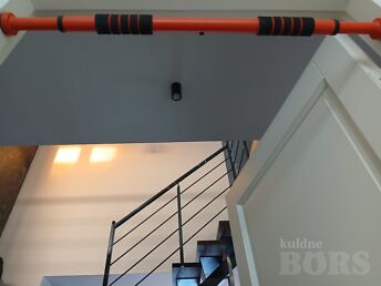 LÕUATÕMBE KANG UKSELE