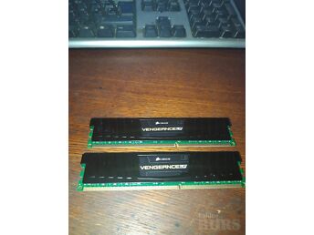 CORSAIR DDR3 2X8GB 1600
