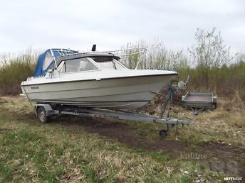 DELPHIN 565 CABIN + VOLVO PENTA