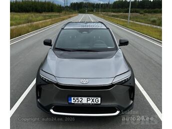 TOYOTA BZ4X PREMIUM 118 kW -23